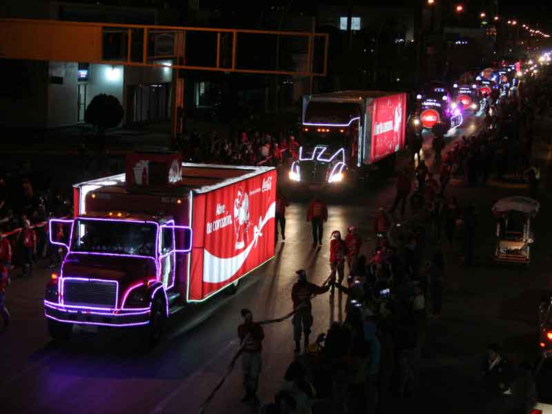 La Caravana Coca Cola llegó a las calles de Juárez Nortedigital