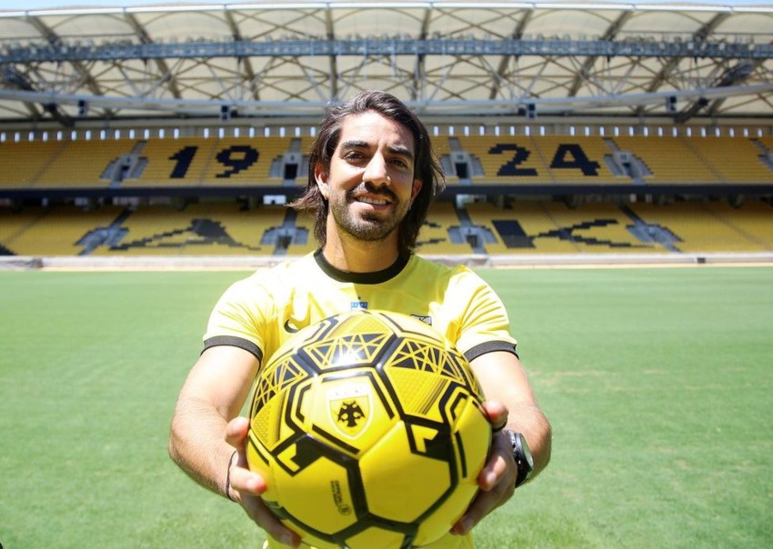 Rodolfo Pizarro es nuevo jugador del AEK de Atenas Norte de Ciudad Juárez