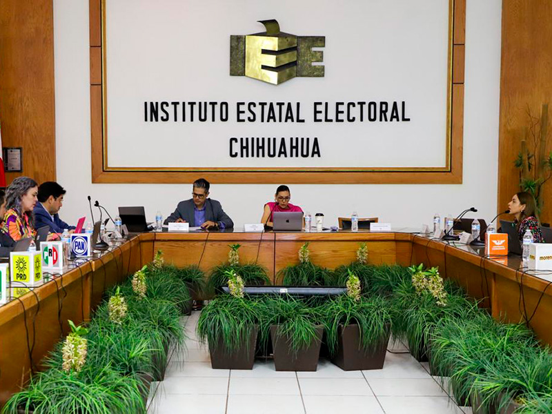 Aprueba IEE comisión para asambleas municipales y distritales