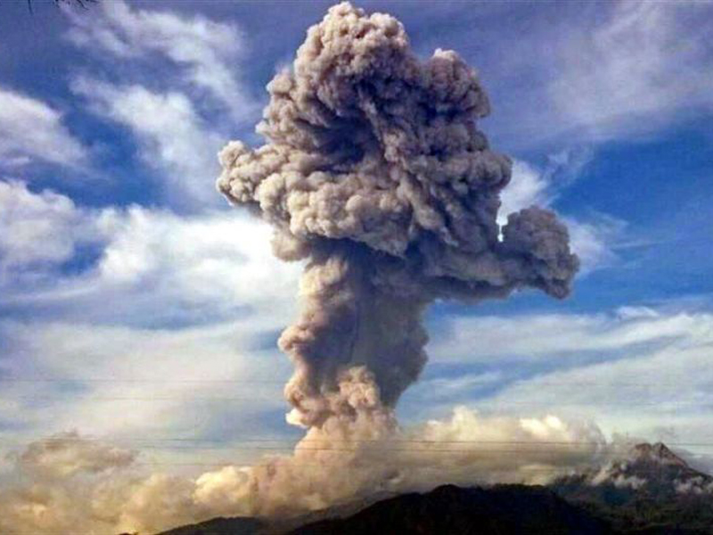 Registra explosión Volcán de Colima - Norte de Ciudad Juárez