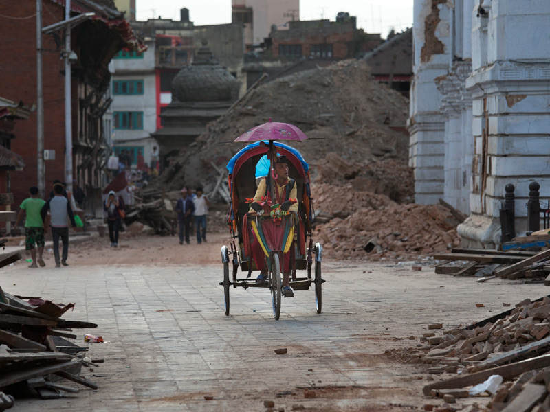 Cifra de muertos en Nepal se aproxima a los 7 mil - Norte de Ciudad Juárez