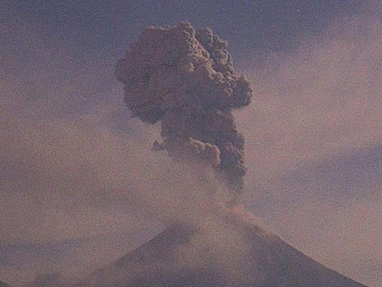 Volcán de Colima registra explosión - Norte de Ciudad Juárez