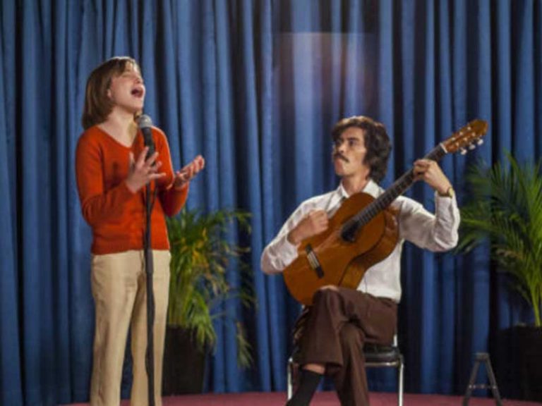 Quien Canta En La Serie Luis Miguel