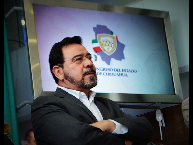 Miguel Ángel Colunga criticó la administración del presupuesto de Javier Corral