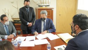 Fiscal Peniche firma solicitud de desafuero contra Pérez Cuéllar