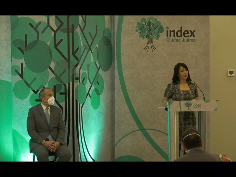 Nueva presidente de Index hablando de la frontera