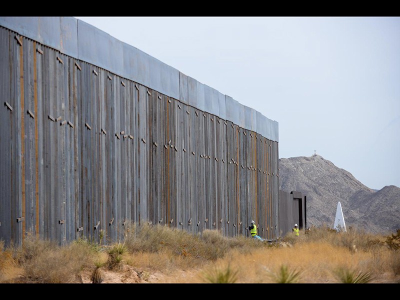 Joe Biden prometió no construir ni 30 cm más al muro fronterizo, pero no prometió derribarlo