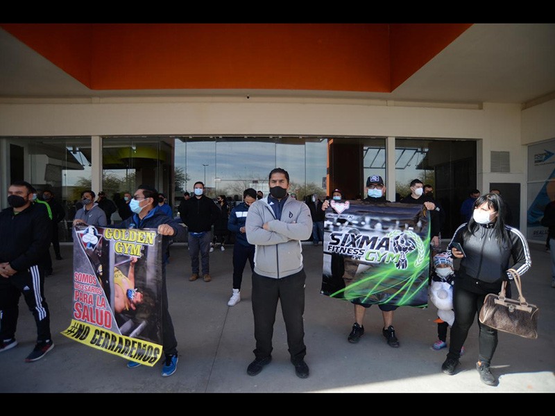 Protesta frente al gimnasio Alcatraz