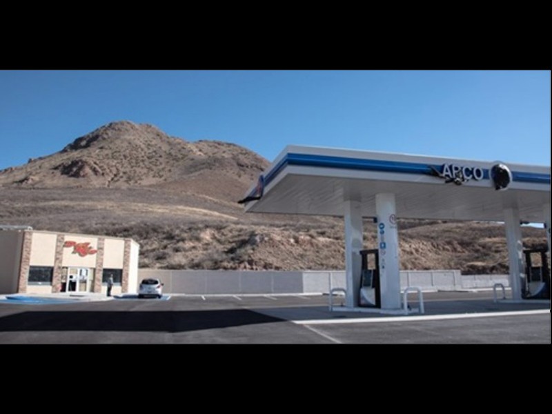 Gasolinera Arco en Cerro Grande