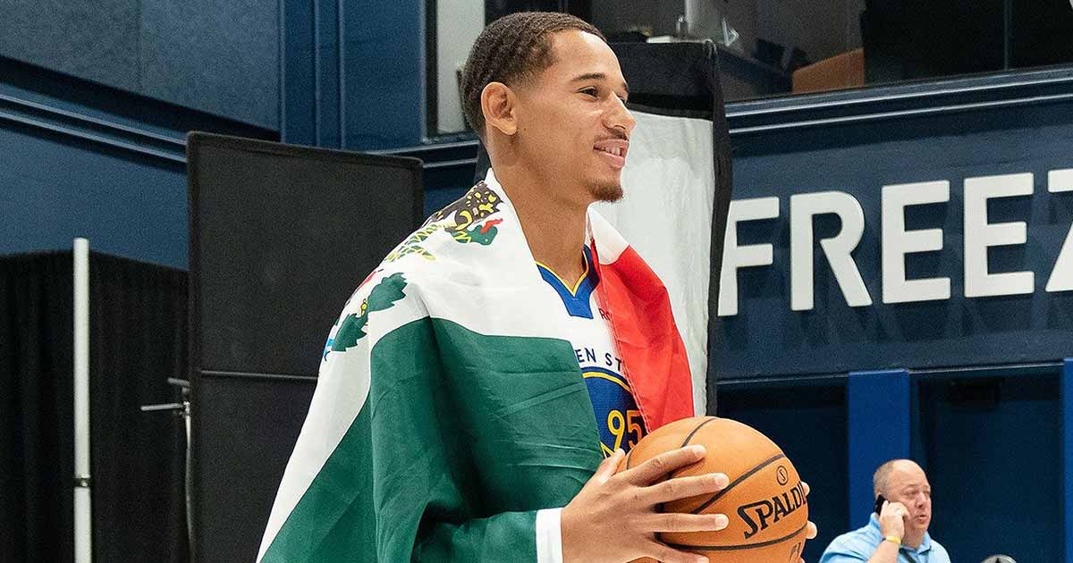 Se convierte Juan Toscano en el primer mexicano en ganar título de la NBA