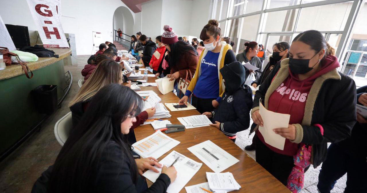 Inicia recepción de documentos para tramitar becas escolares