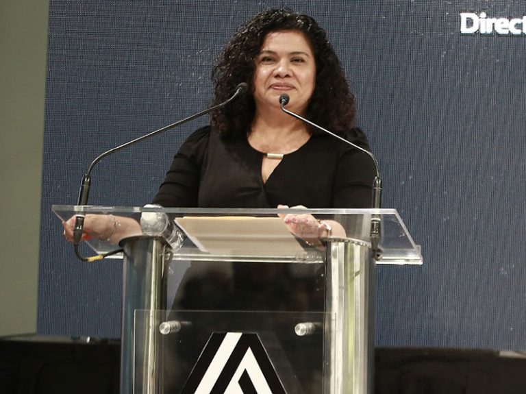 Magdalena López, una mujer que deja huella en la industria automotriz ...