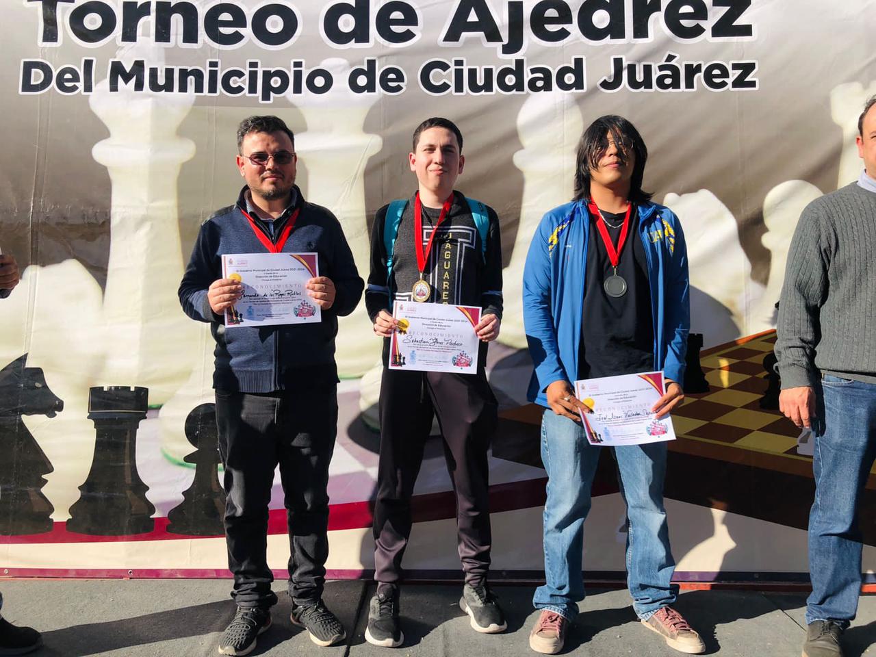 Premian a ganadores del Quinto Torneo de Ajedrez “Por la Medalla de la ...