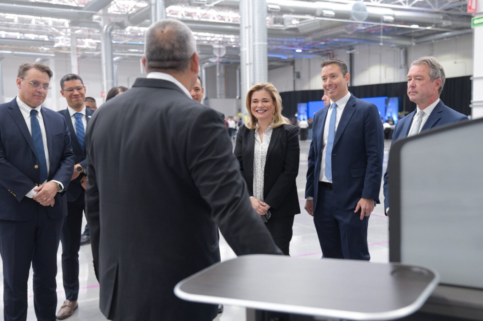 Inauguran Planta 6 de la compañía francesa Safran Aerosystems en la ...