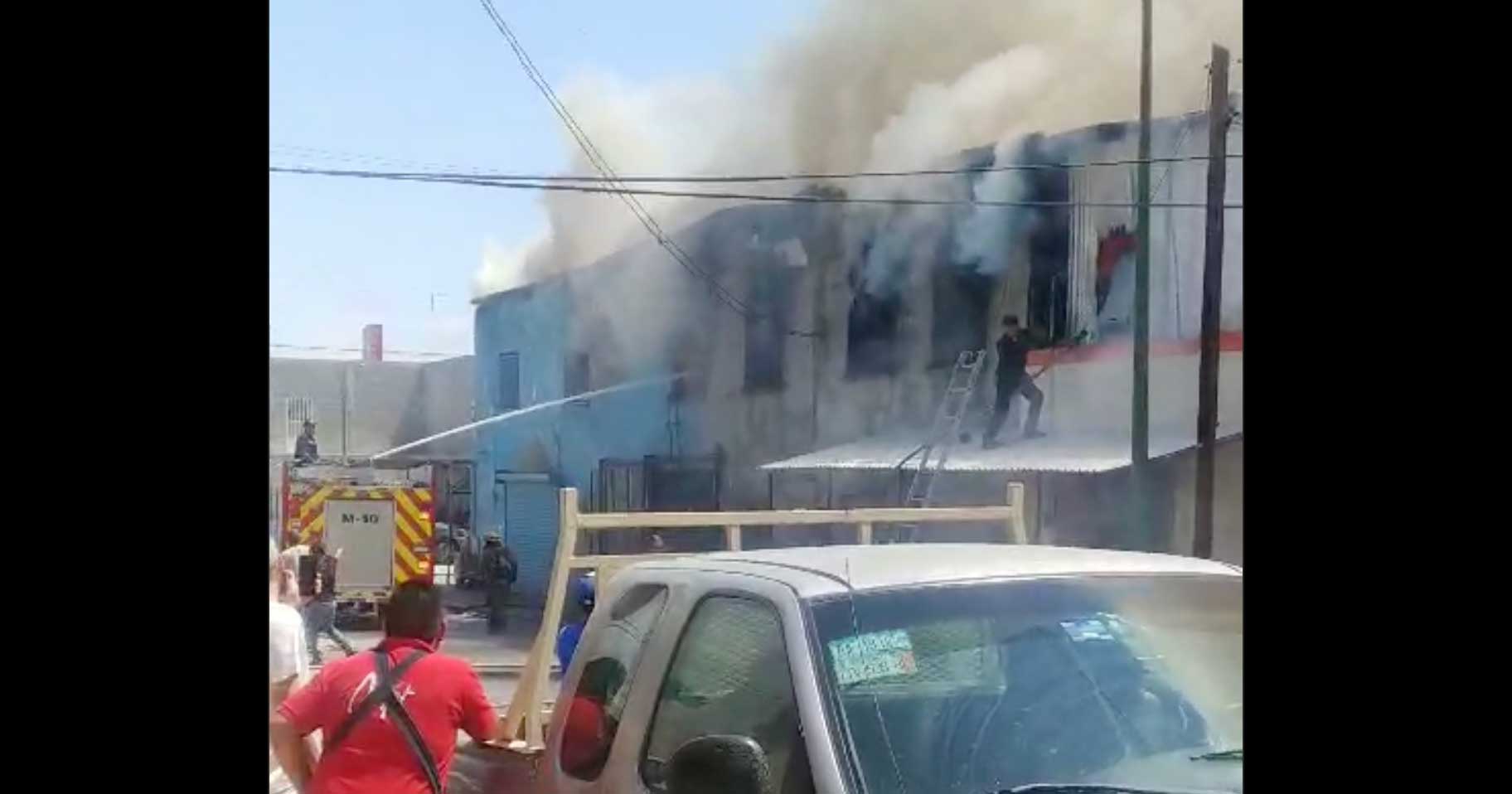 Reportan incendio en bodega de la colonia Barrio Alto - Norte de Ciudad ...