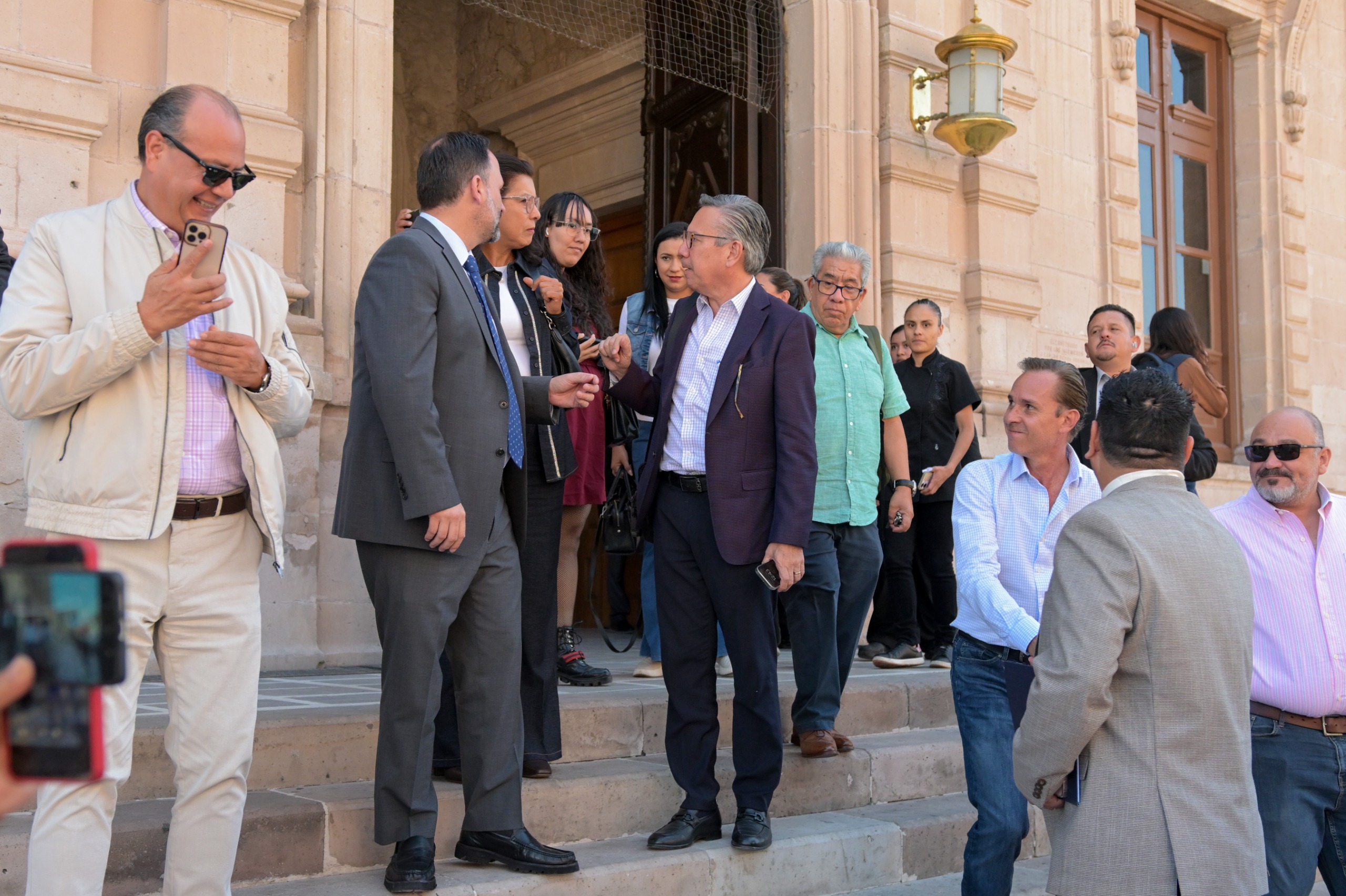 Evacuaron Palacio de Gobierno por amenaza de bomba - Norte de Ciudad Juárez