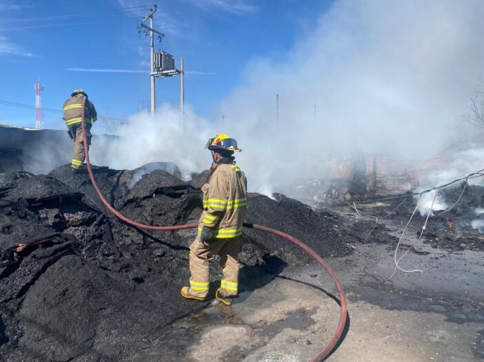 incendio en recicladora del kilómetro 20