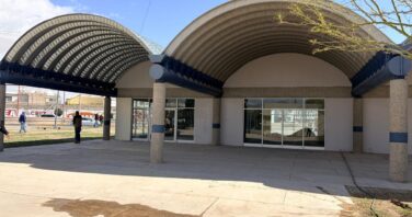 Oxxo en el Parque Central