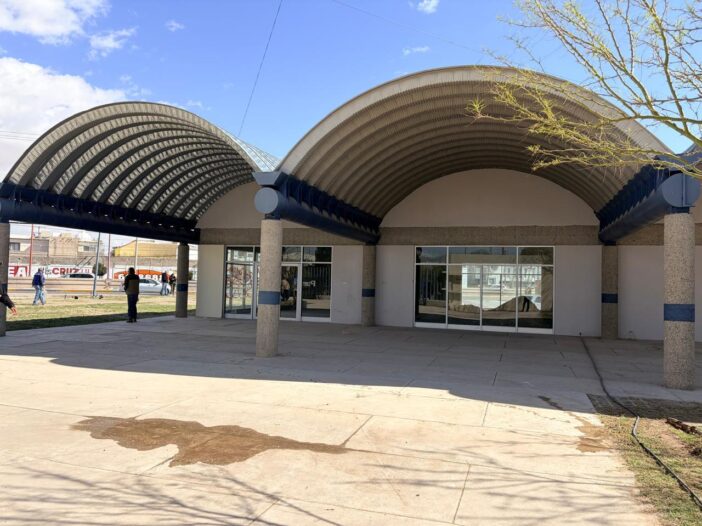 Oxxo en el Parque Central