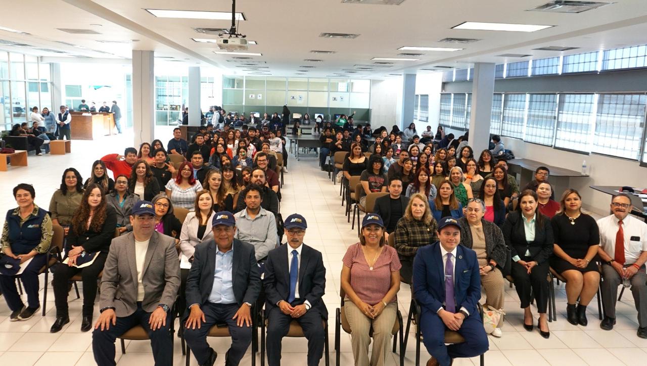 Conmemora UT Paso del Norte 13 años de su fundación