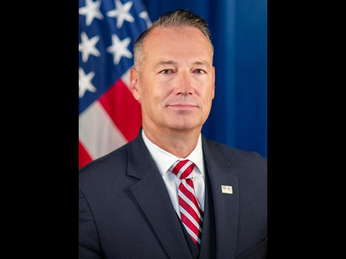 Todd Lyons, director interino del ICE
