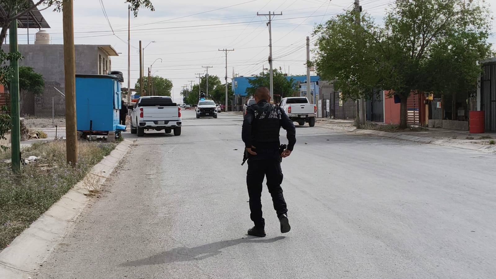 Ejecutan a tres hombres dentro de vivienda en Senderos de San Isidro