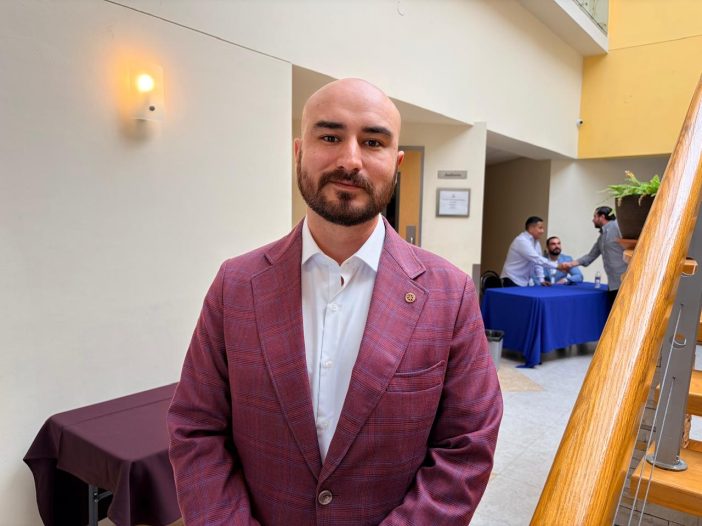 Especialista en Foro contra la Contaminación