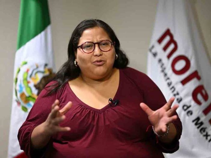 Citlalli Hernández, doble nacionalidad