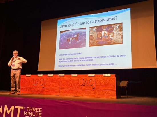 Alcubierre sobre la velocidad luz