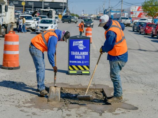 Bacheo en Oasis Revolución