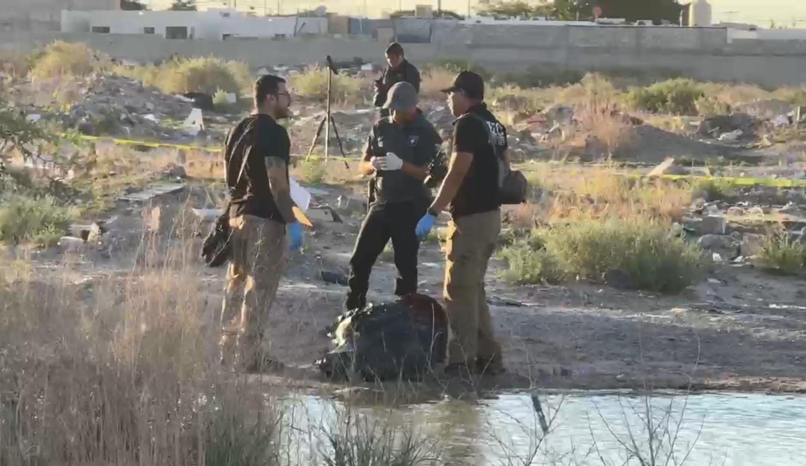 Amanece Cerradas del Parque con un cuerpo tirado en un predio; estaba envuelto en bolsas de basura