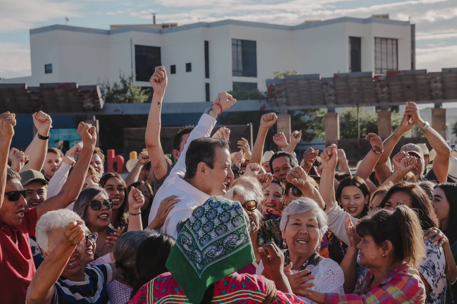 A un año de la elección, Bonilla llama a defender Chihuahua - Norte de ...