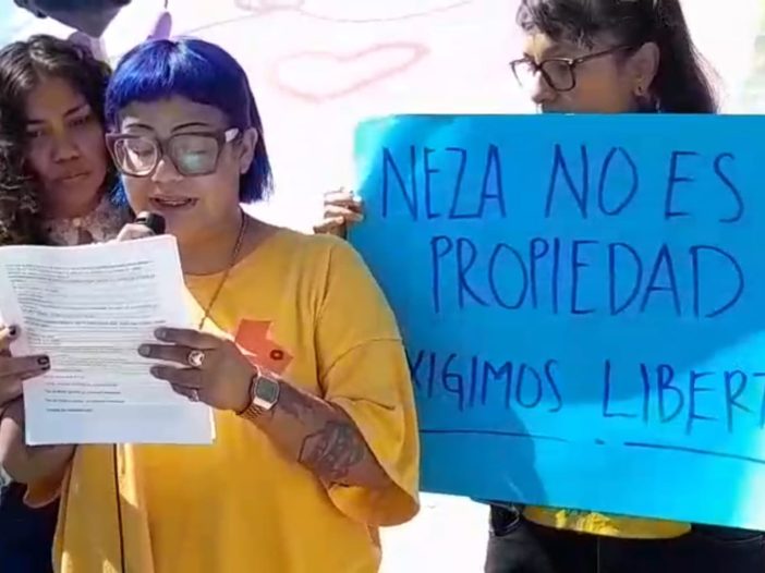 Denuncia de violencia vicaria en el puente internacional Paso del Norte
