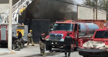 incendio en recicladora de la colonia Satélite