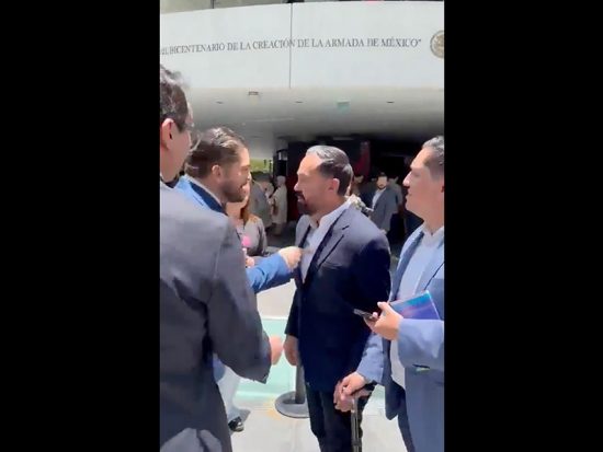 Pelea en el Senado