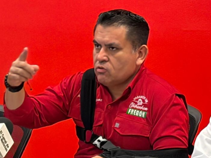 líder del PRI